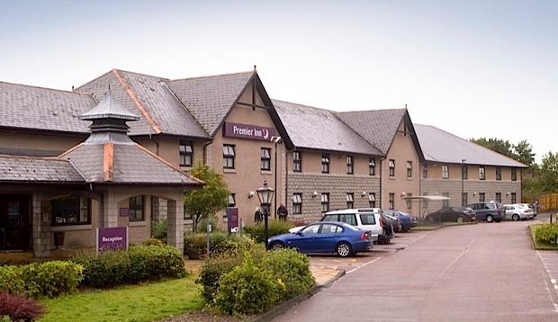 Premier Inn Fort William Esterno foto